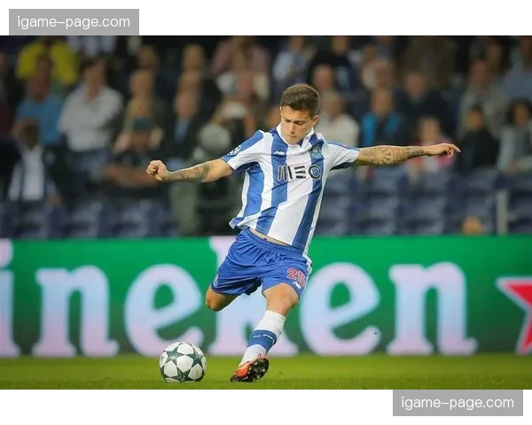 转会市场：里昂关注一位以反击推进见长的英冠边锋