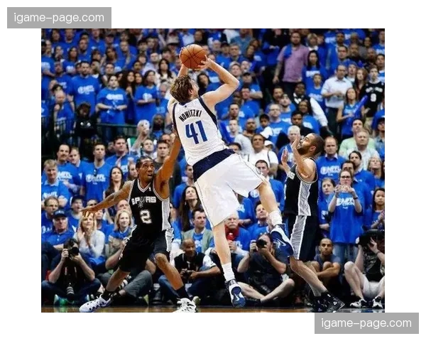 芝加哥天空队获得选秀第五顺位,重建工作全面展开 芝加哥天空队获得选秀第五顺位,重建工作全面展开