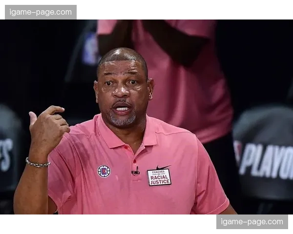 道格·里弗斯卸任雄鹿队主教练，结束三个赛季执教生涯